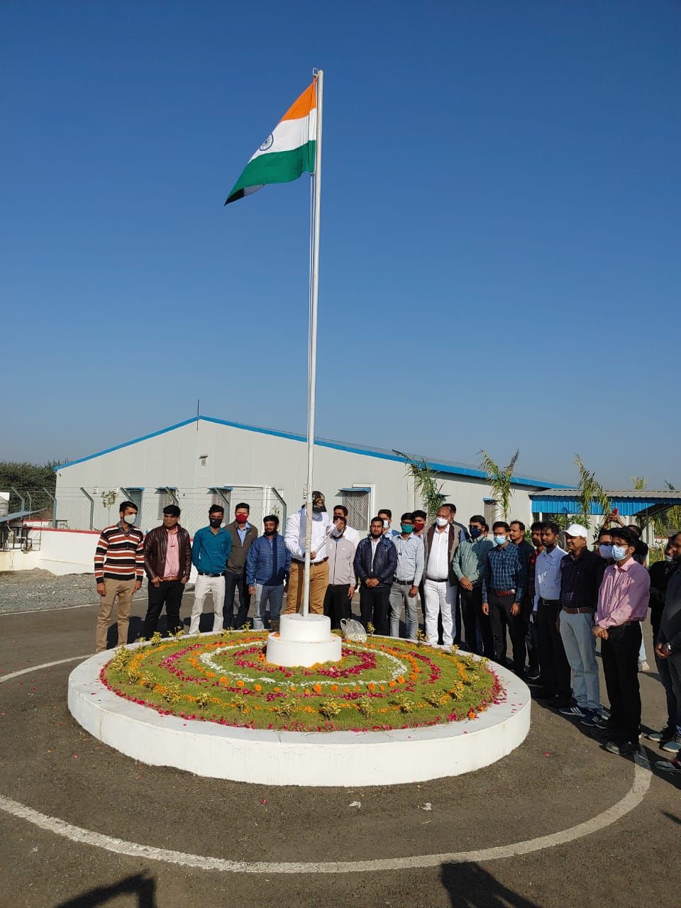 वार्षिक क्रीडा सप्ताह साजरा करण्याच्या निमित्ताने, एनएचएसआरसीएलने 19 फेब्रुवारी 2022 रोजी आपल्या कॉर्पोरेट कार्यालयात कर्मचाऱ्यांसाठी क्रिकेट स्पर्धेचे आयोजन केले।